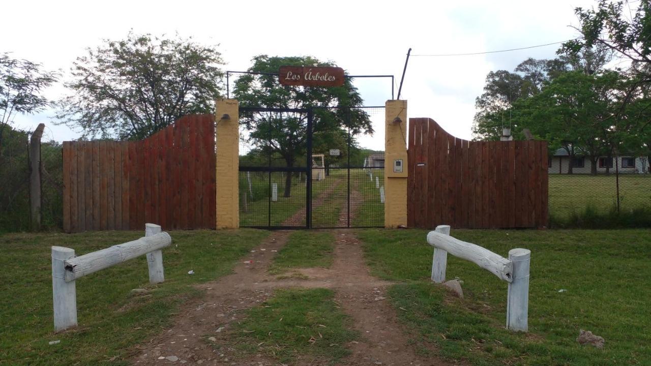 Los Arboles, Casa Completa A 5 Minutos Del Aeropuerto אזייזה מראה חיצוני תמונה